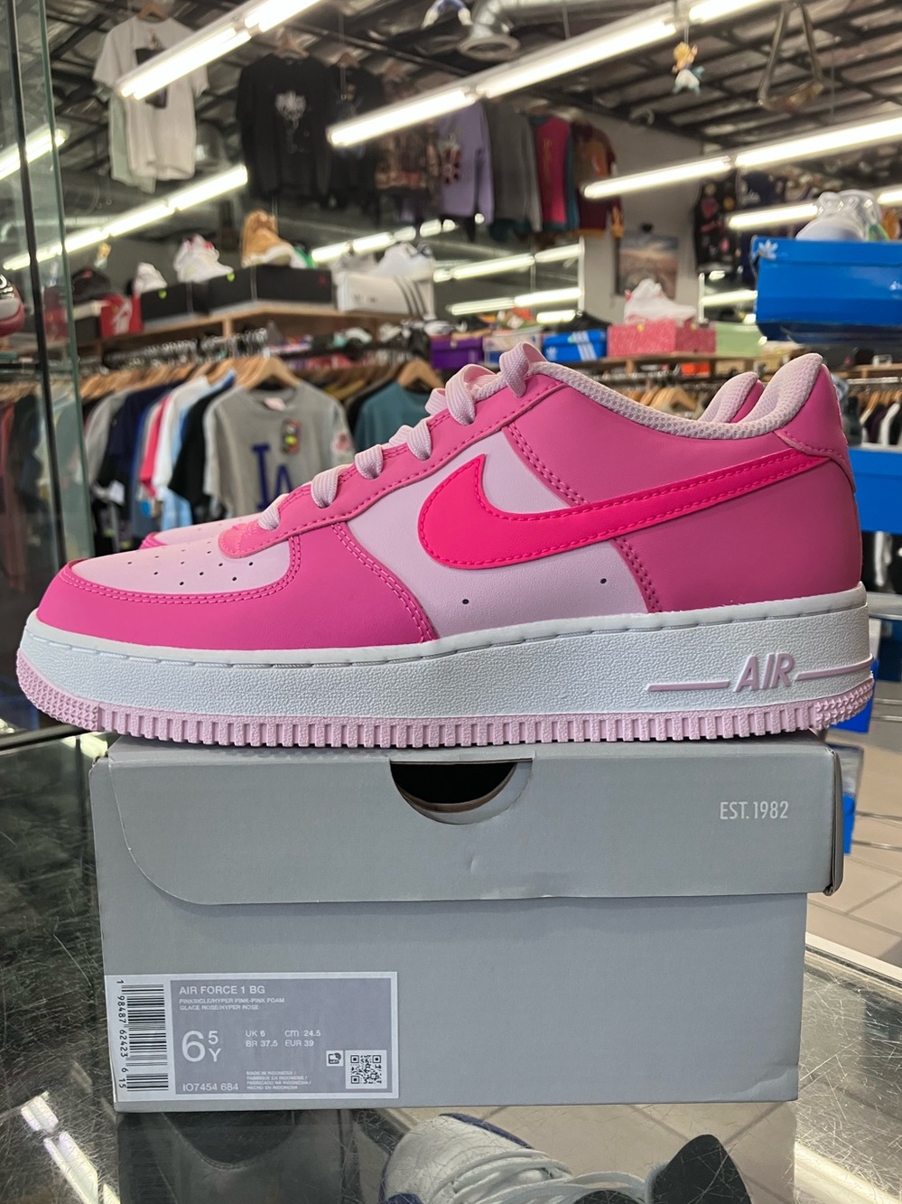 Women’s Nike Air Force 1 Low Pinksicle Pink Foam Size 8 - Picture 3 of 9